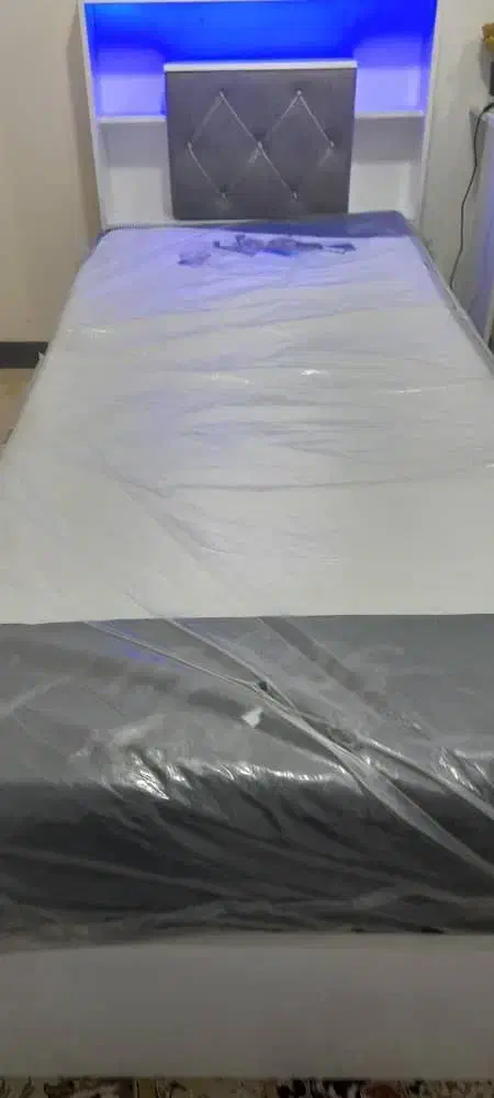 تخت یک نفره|تخت و سرویس خواب|اهواز, زیتون کارگری|دیوار