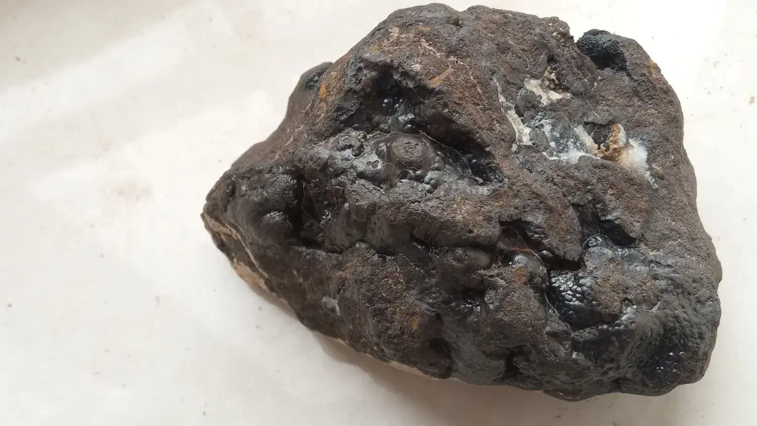 سیاه|کلکسیون اشیاء عتیقه|تایباد, |دیوار