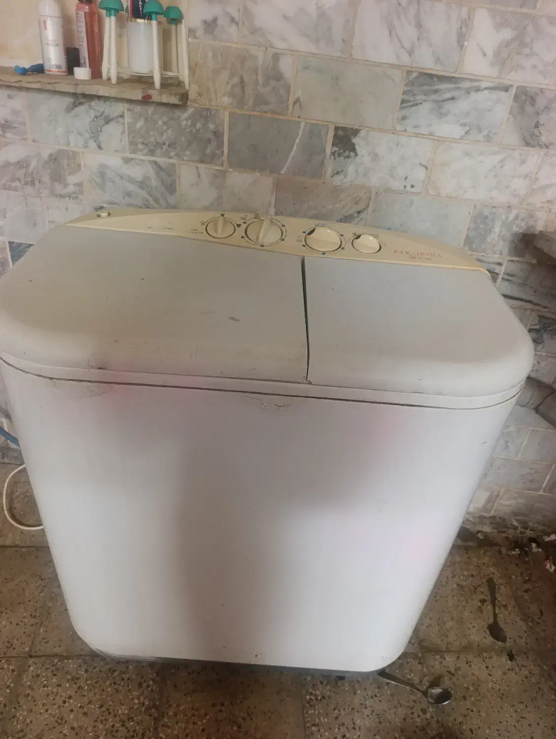 یک عدد لباسشویی دوقلو|ماشین لباسشویی و خشککن لباس|گلپایگان, |دیوار