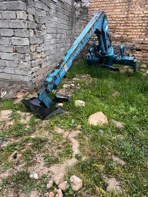 جرثقیل تادانو نیسانی ۲۳۰اف ایکس|خودرو سنگین|فیروزآباد (فارس), |دیوار