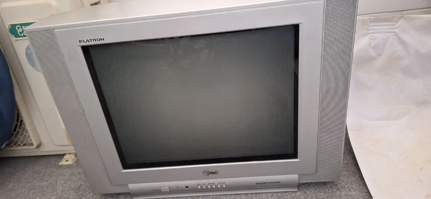 تلویزیون ۲۱ اینچ ال جی|تلویزیون و پروژکتور|ارومیه, |دیوار