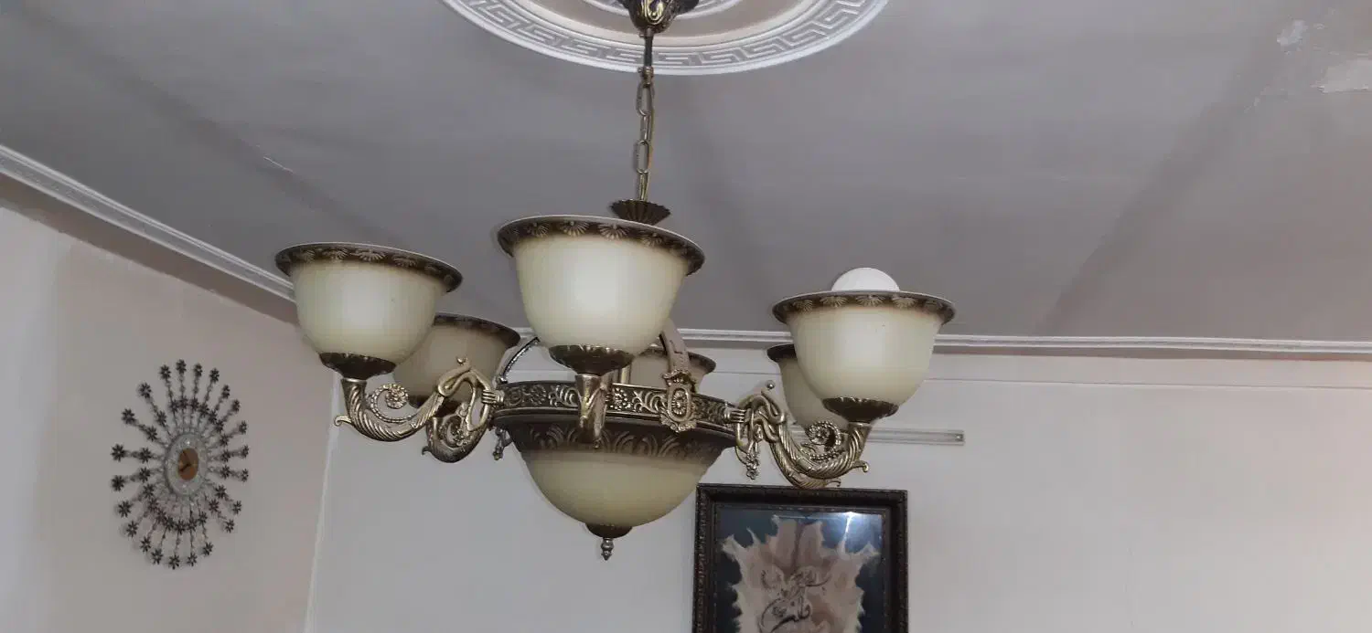 لوستر برنزی|لوستر و چراغ آویز|محمدشهر, محمدشهر|دیوار