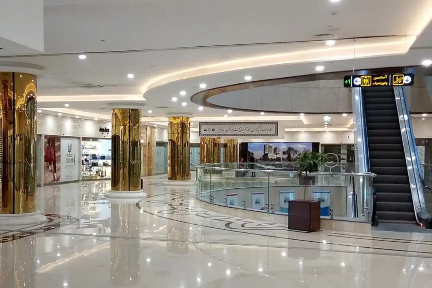 مسئول انبار خانم ،بسته بندی سفارش(کوهسنگی)۲۲م+بیمه|استخدام خدمات فروشگاه و رستوران|مشهد, کوه سنگی|دیوار