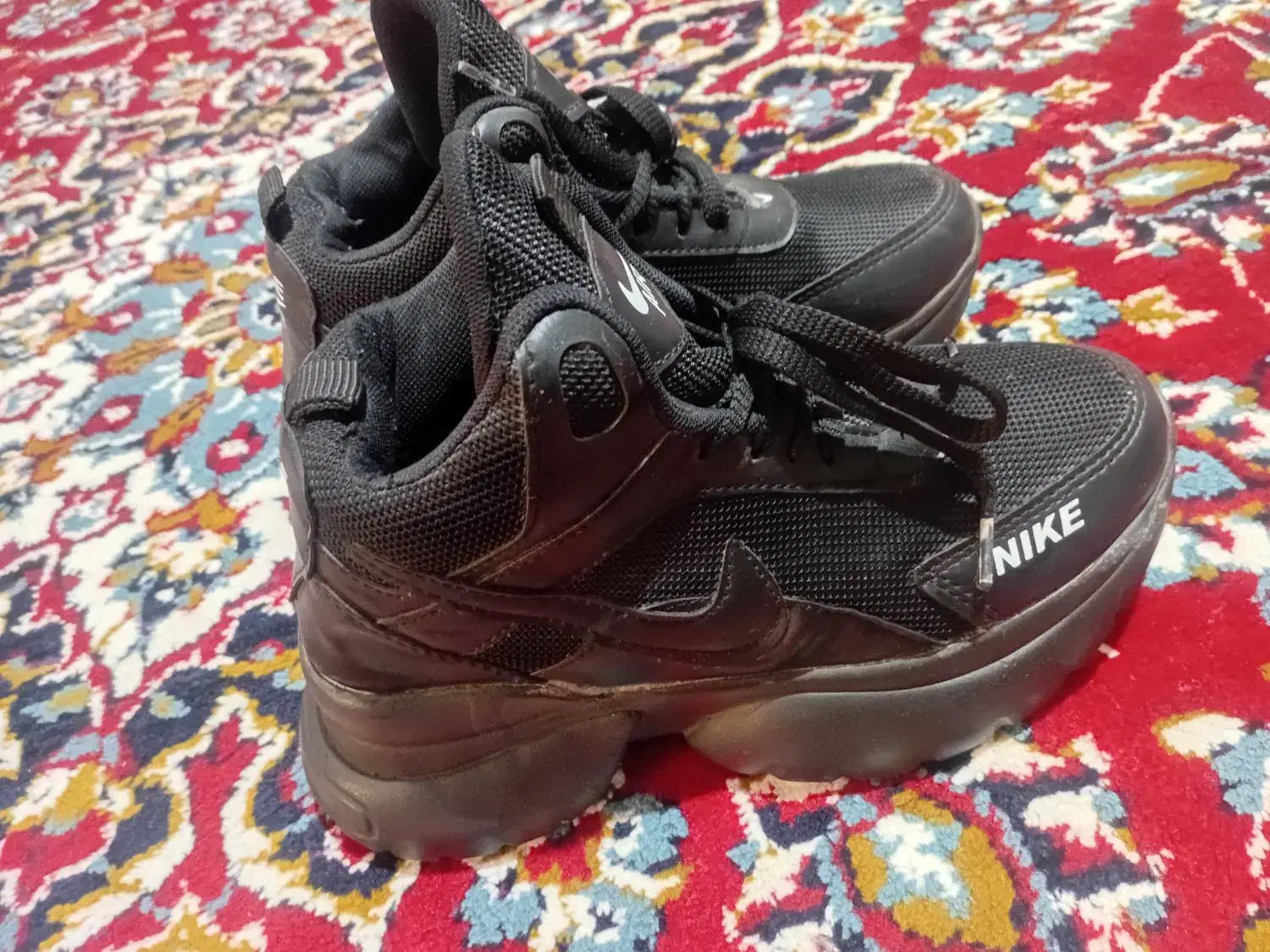 کفش اسپرت نایک|کیف، کفش، کمربند|کرمانشاه, |دیوار