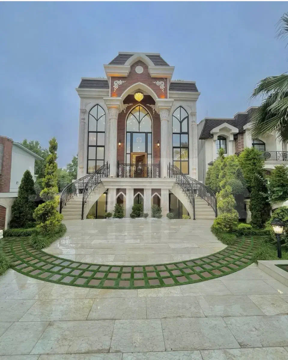 عمارت نما رومی 650متری استخر دار دل جنگل|فروش خانه و ویلا|چمستان, |دیوار