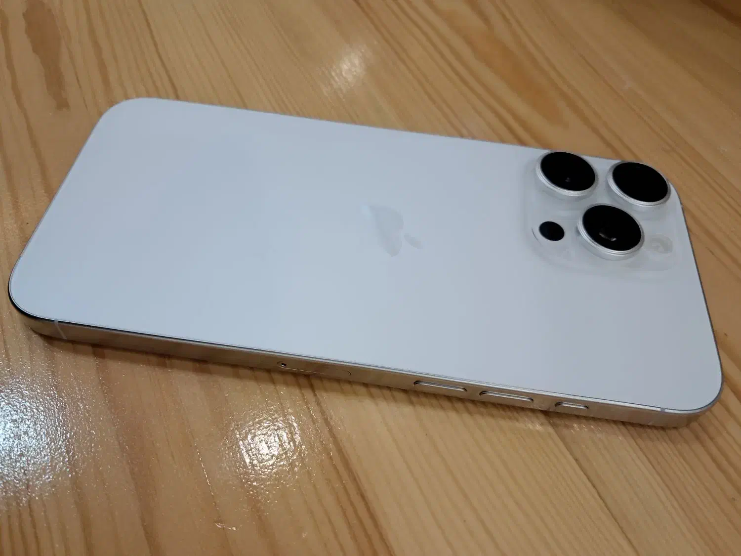 ۱۶پرومکس ۲۵۶ سفید دوسیم جم|موبایل|جم, |دیوار