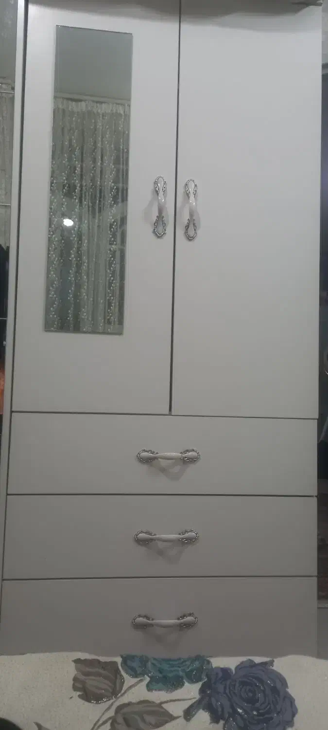 کمد وتخت ومیز واینه کشو آرایش|تخت و سرویس خواب|مشهد, کلاته برفی|دیوار