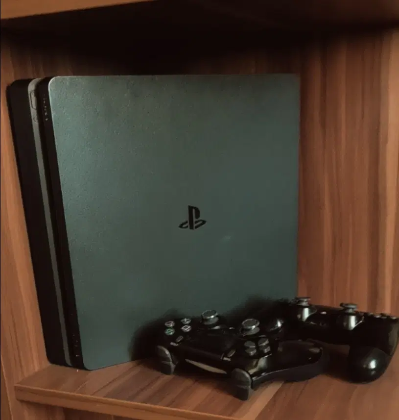 ps4 slim 1T|کنسول، بازی ویدئویی و آنلاین|شیراز, شیمی گیاه|دیوار