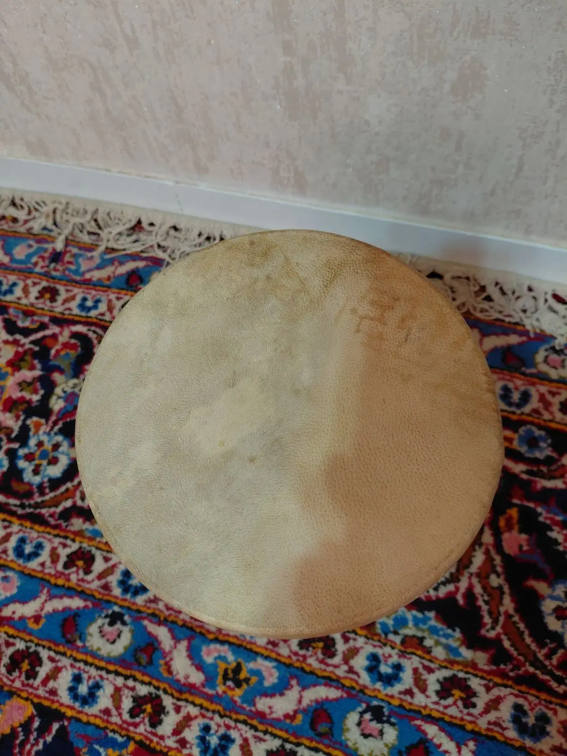 تمپو|درام و پرکاشن|شیراز, فرگاز|دیوار