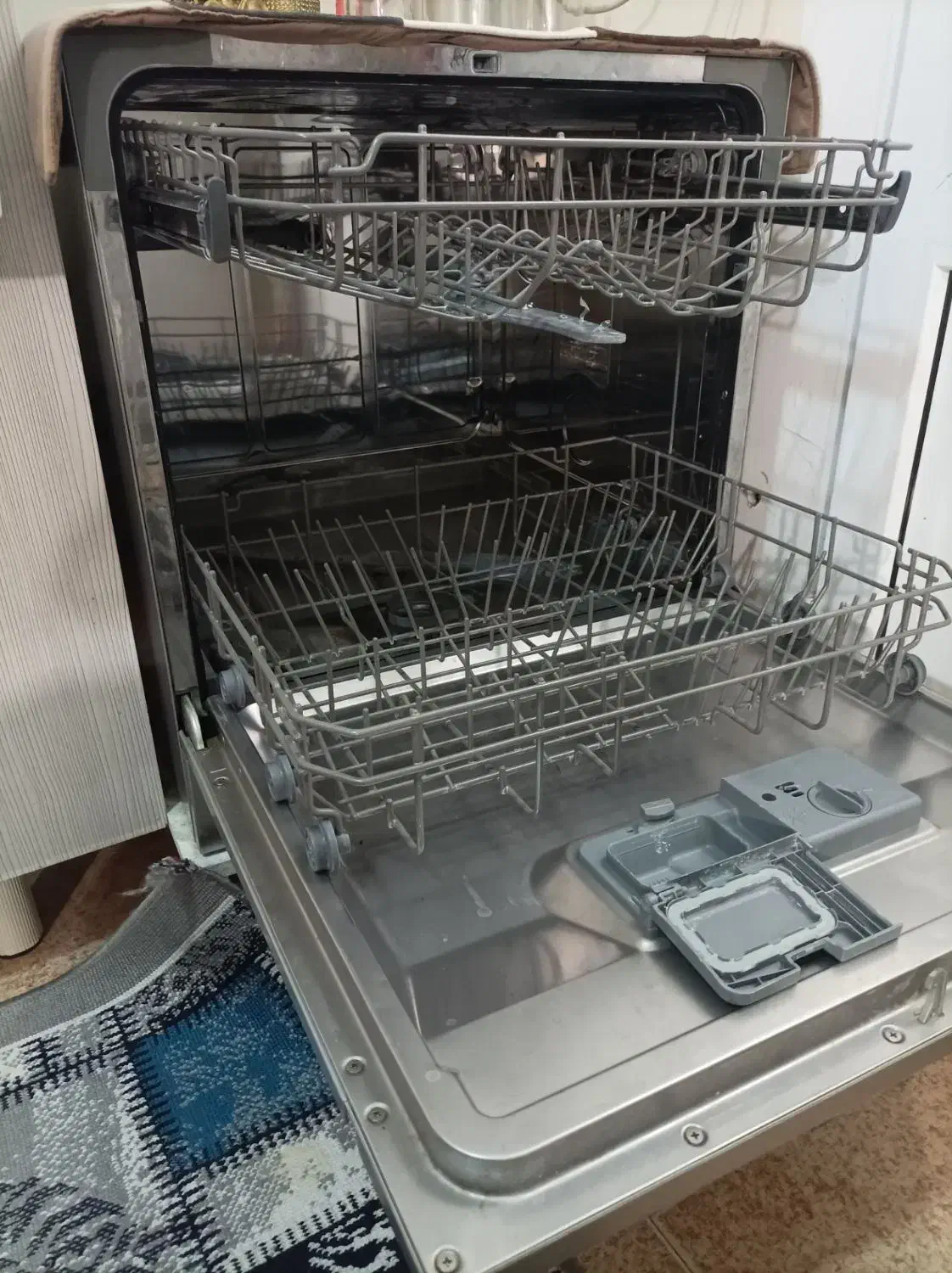 ماشین ظرفشویی ۸نفره سامسونگ|ماشین ظرفشویی|کرمانشاه, |دیوار