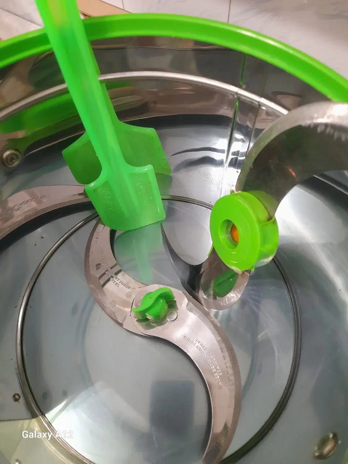 سبزی خوردکنبرقی|خردکن، آسیاب، غذاساز|سقز, |دیوار