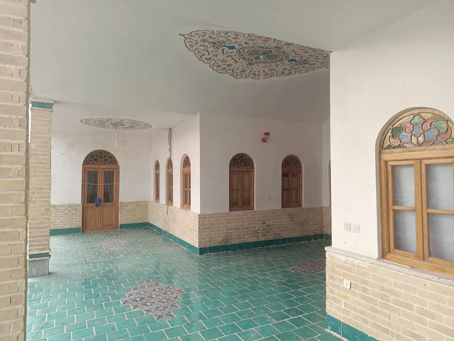 پیمانکاری ساختمان (باغ و ویلا) بازسازی و تعمیرات|خدمات پیشه و مهارت|اصفهان, سرشبادران|دیوار