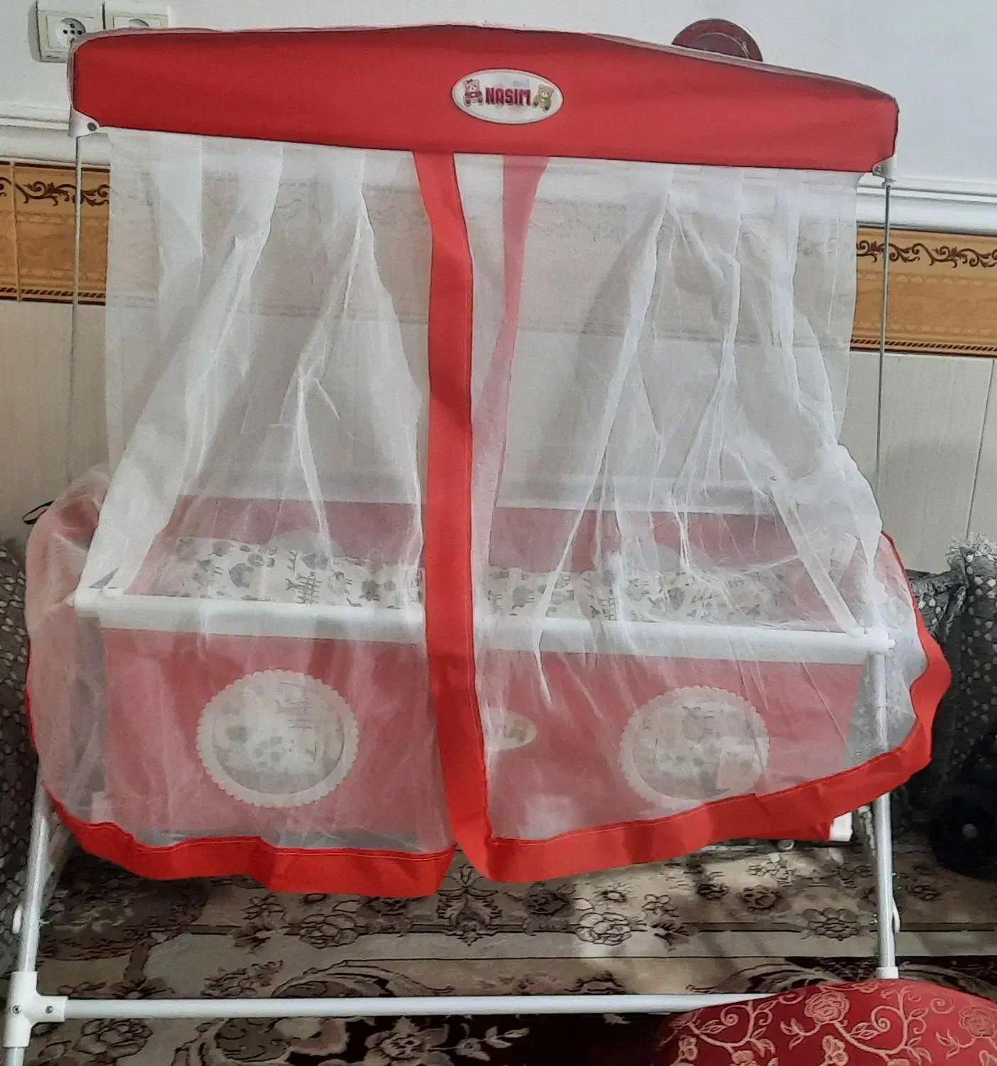 گهواره نسیم|تخت و صندلی بچه|برازجان, |دیوار