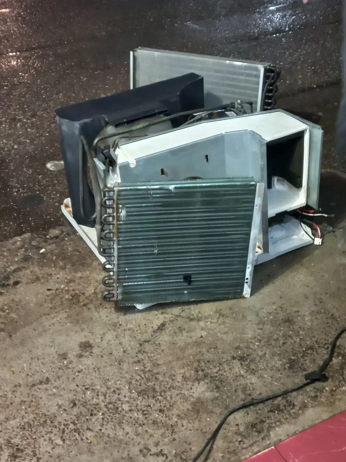 تعمیرات یخچال کولر اسپلیت آبسردکن پکیج  لباسشویی|خدمات پیشه و مهارت|رشت, گلزاران|دیوار