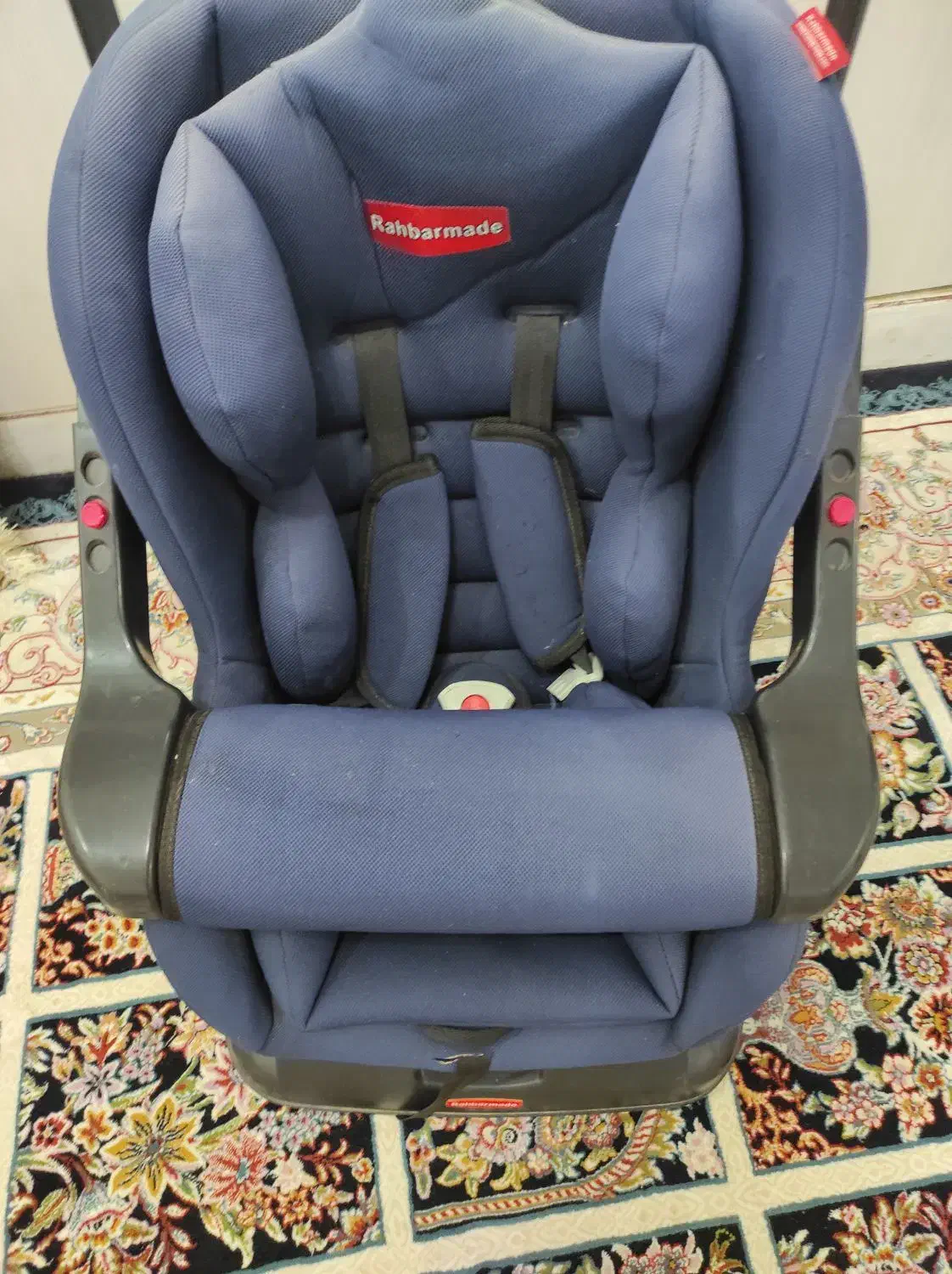 صندلی ماشین کودک|تخت و صندلی بچه|قائن, |دیوار