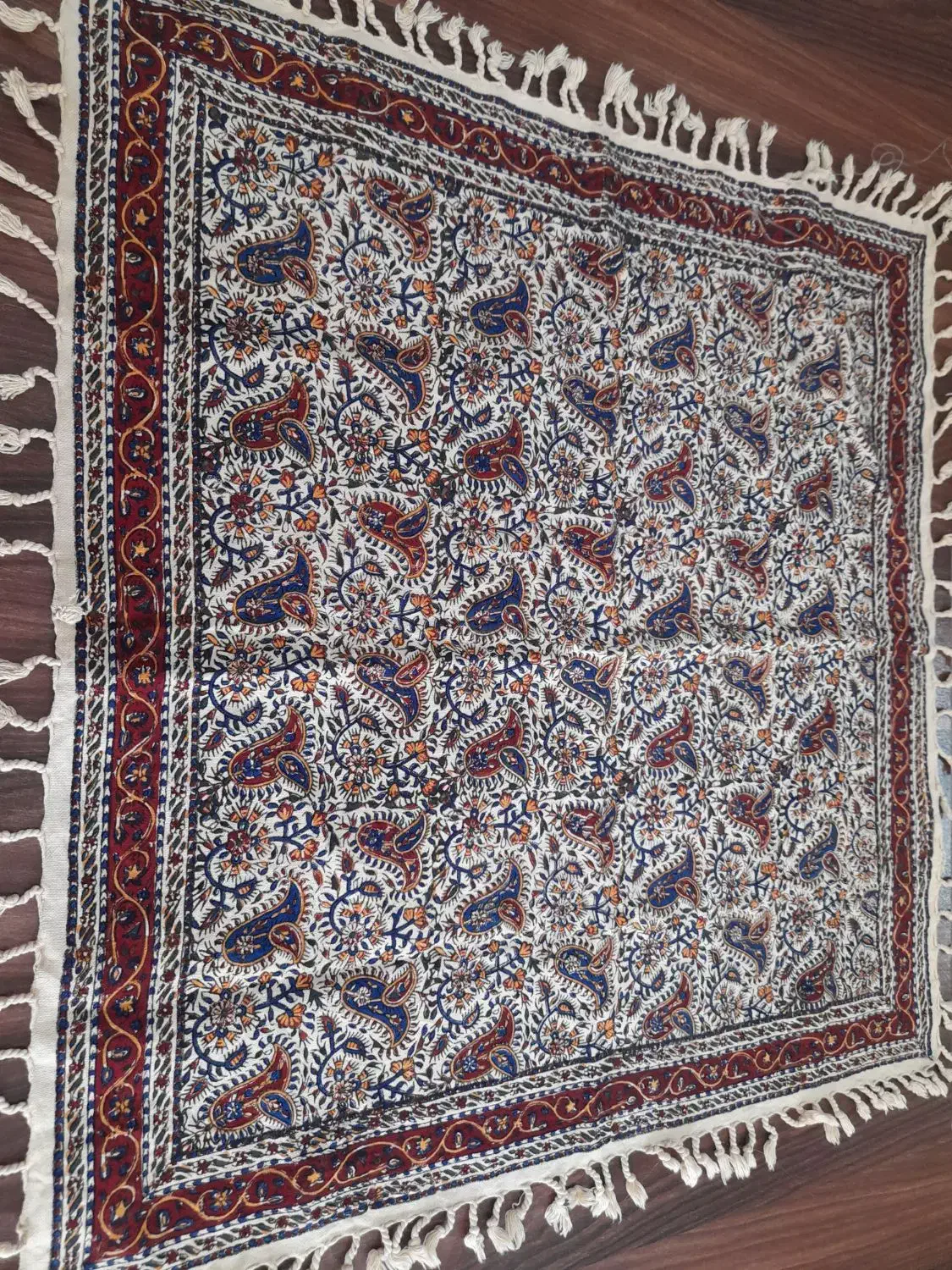 رومیزی|پرده، رانر، رومیزی|رامجین, |دیوار