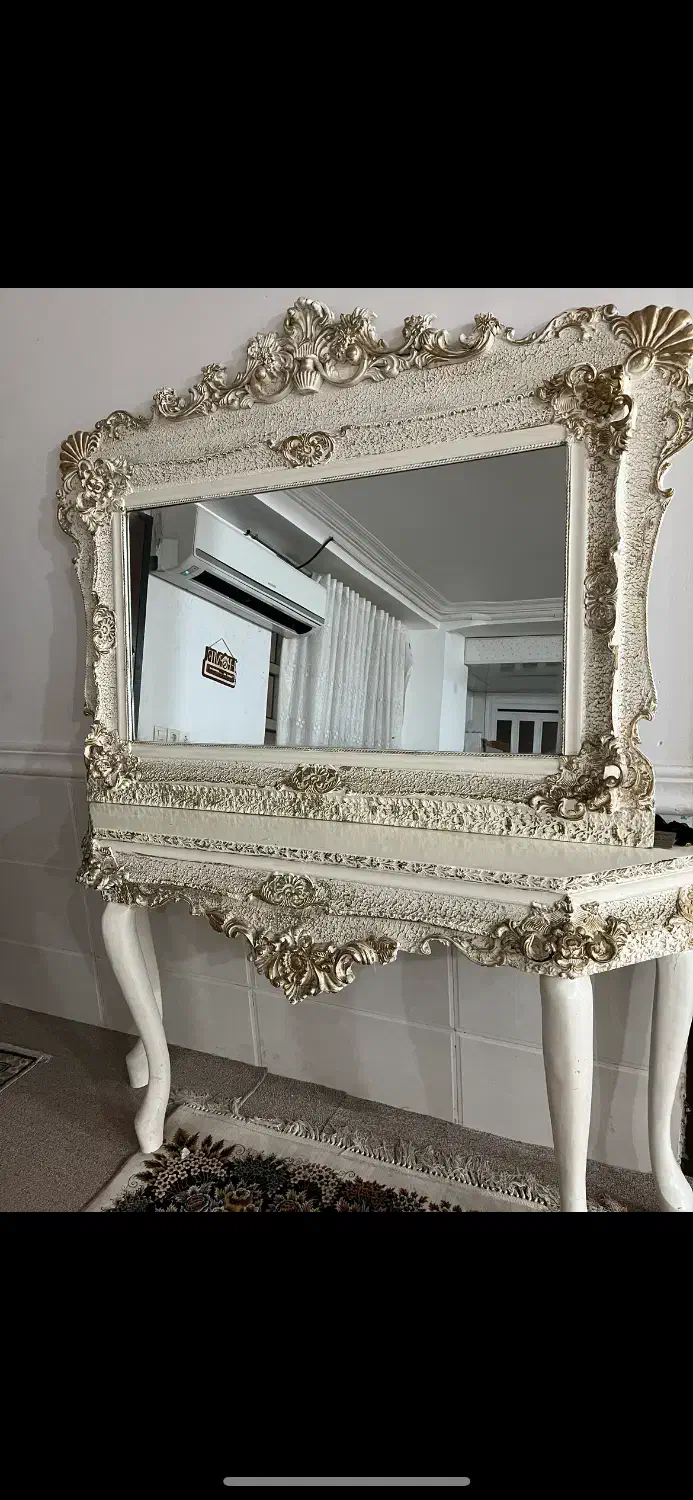 اینه|آینه|برازجان, |دیوار