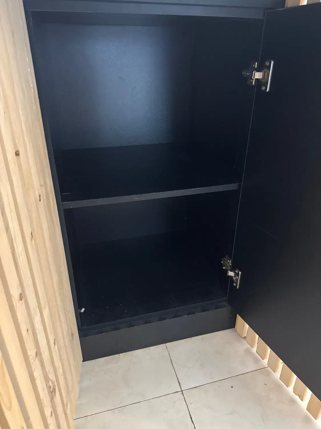 جزیره تمام چوب|میز و صندلی غذاخوری|کیش, |دیوار