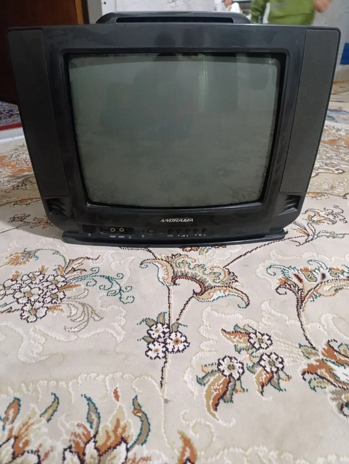 تلویزیون قدیمی نو|تلویزیون و پروژکتور|سبزوار, قاضی زاد|دیوار