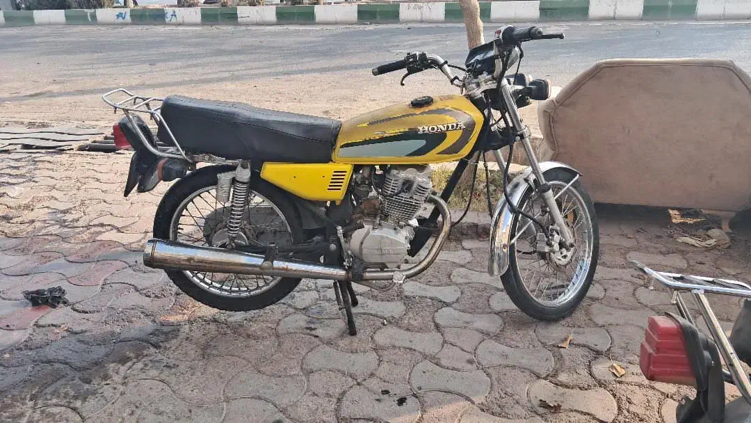 موتور هندا 200 cc|موتورسیکلت|قم, باغ شازده|دیوار
