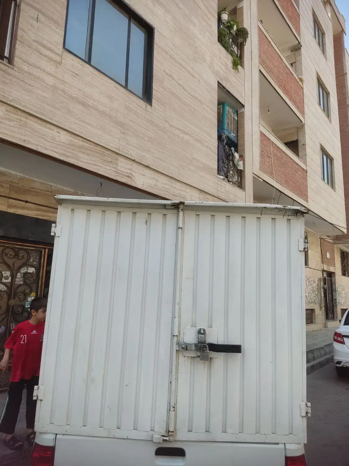 باربند فلزی. سالم. و سبک می‌باشد|قطعات یدکی و لوازم جانبی|قرچک, باقرآباد|دیوار