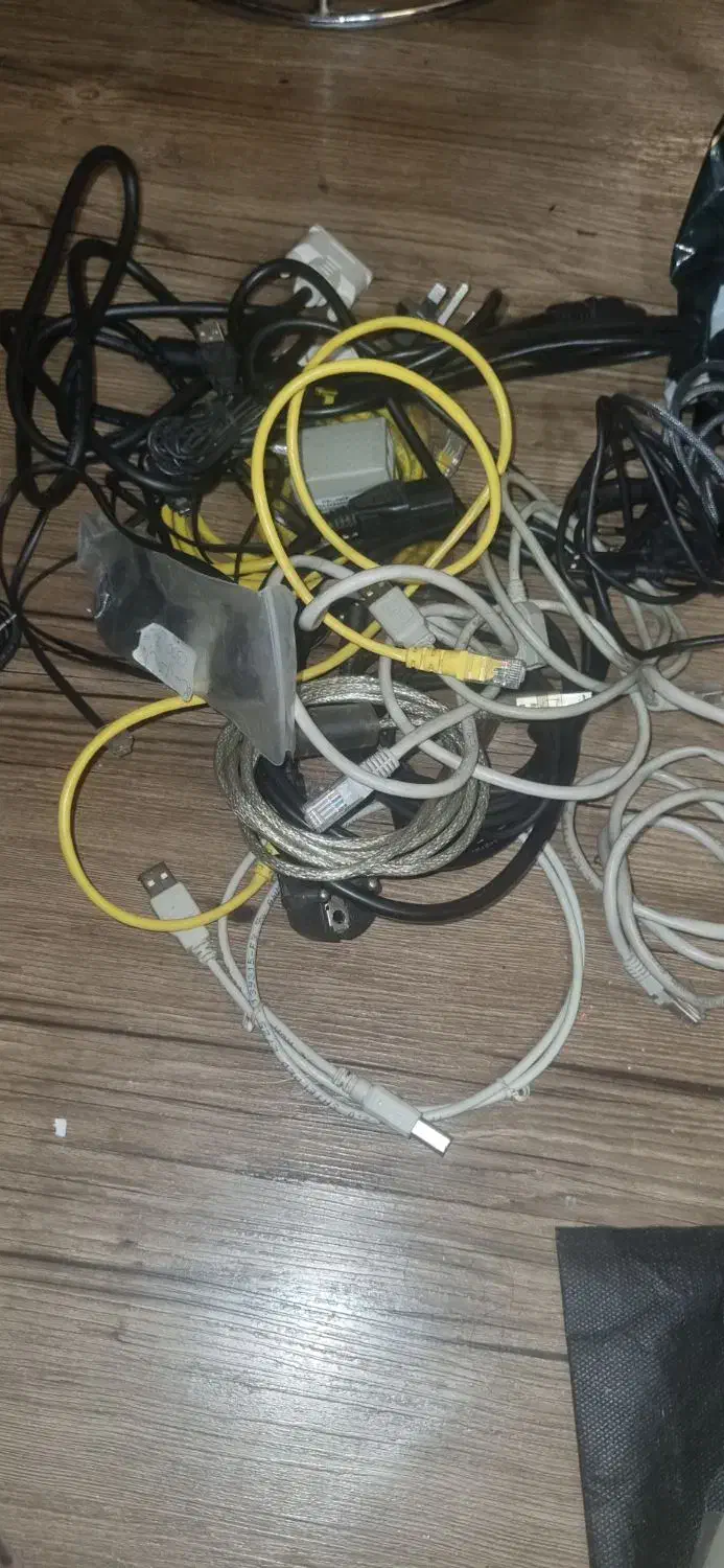 سیم و کابل اصل|قطعات و لوازم جانبی رایانه|تهران, میرداماد|دیوار