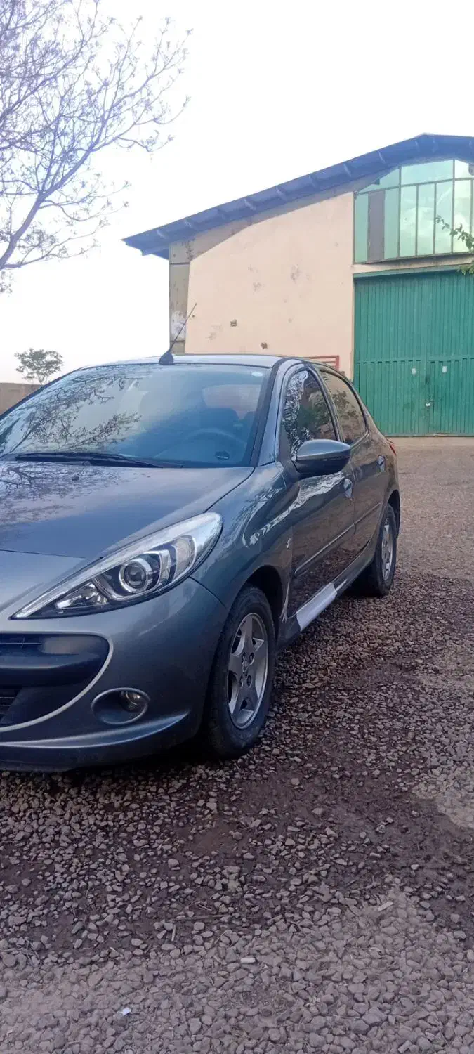 خودرو ۲۰۷ مدل ۹۸ دریچه سیمی بیرنگ|خودرو سواری و وانت|قزوین, |دیوار