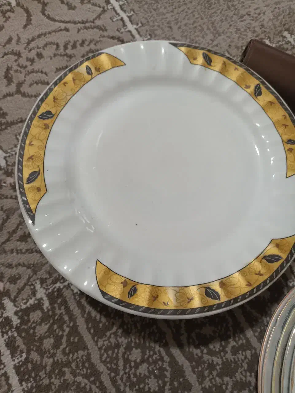 بشقاب پلو خوری و خورشت خوری|ظروف سرو و پذیرایی|گلستان (تهران), |دیوار