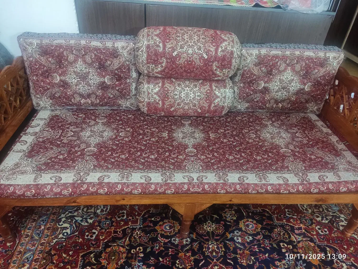 تخت سنتی و شاه نشین|مبلمان خانگی و میز عسلی|مهدی شهر, |دیوار