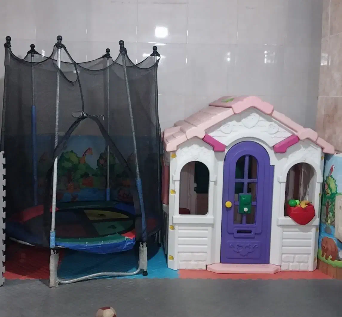 کلبه باربری و ترامپولین|اسباب‌‌بازی|کرج, حیدرآباد|دیوار