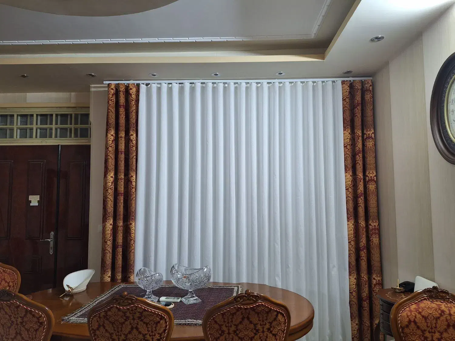 تمیز و مرتب نصب مینیمال|پرده، رانر، رومیزی|جهرم, |دیوار