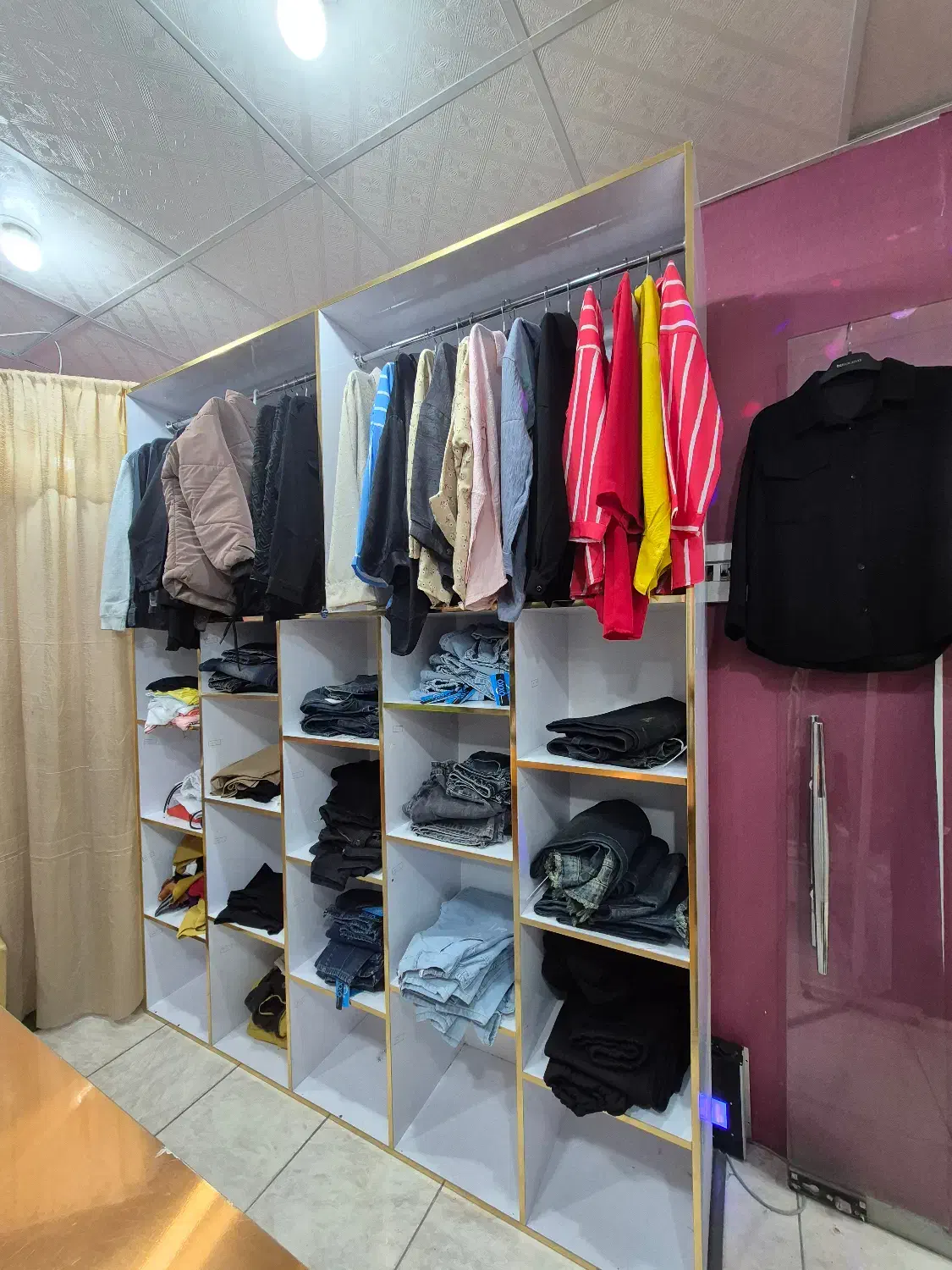 قفسه +رگال+۲مانکن|فروشگاه و مغازه|سیرجان, |دیوار