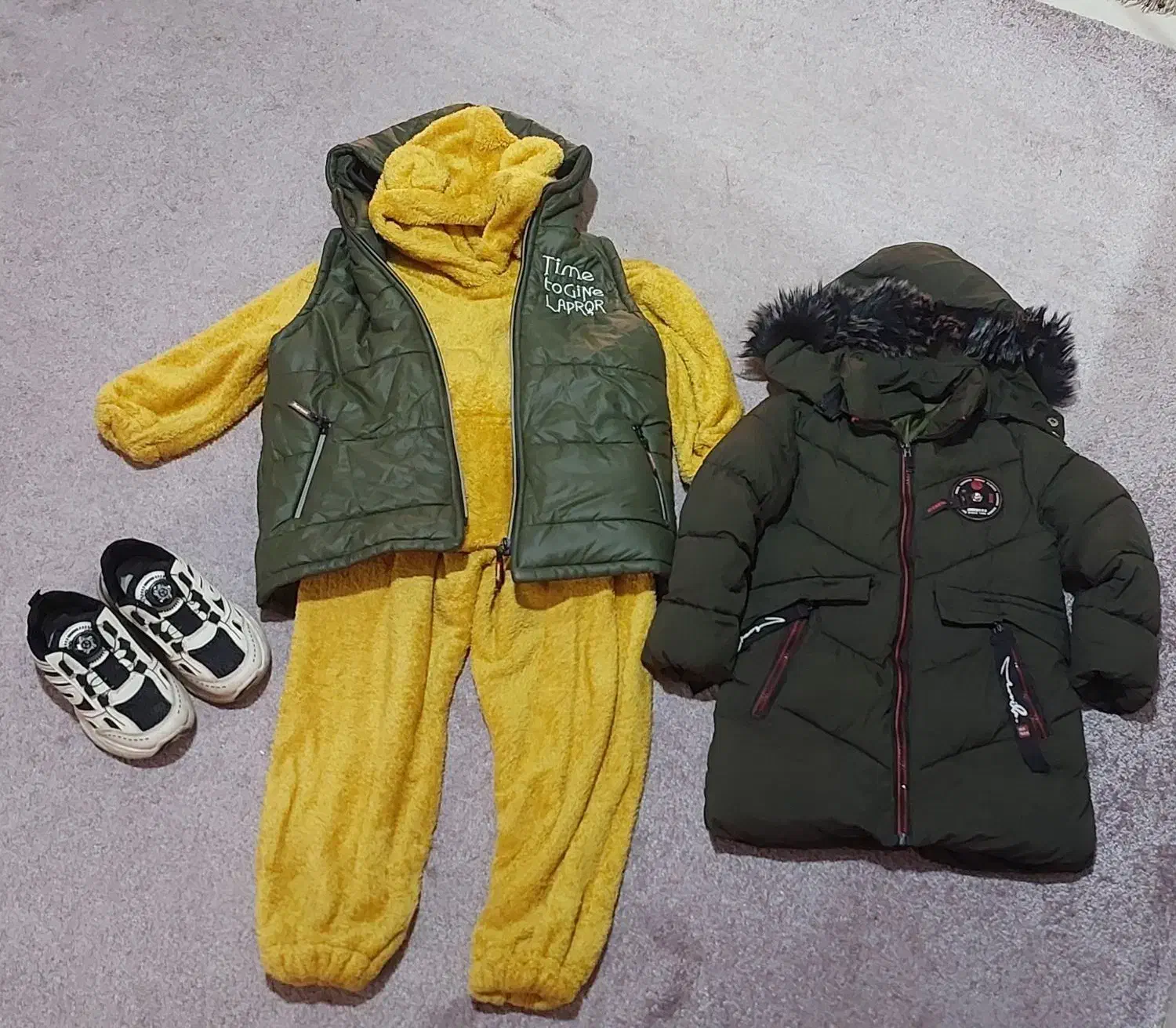 لباس مناسب ۴ تا ۶ سال|کفش و لباس بچه|شاهین‌شهر, فدک|دیوار