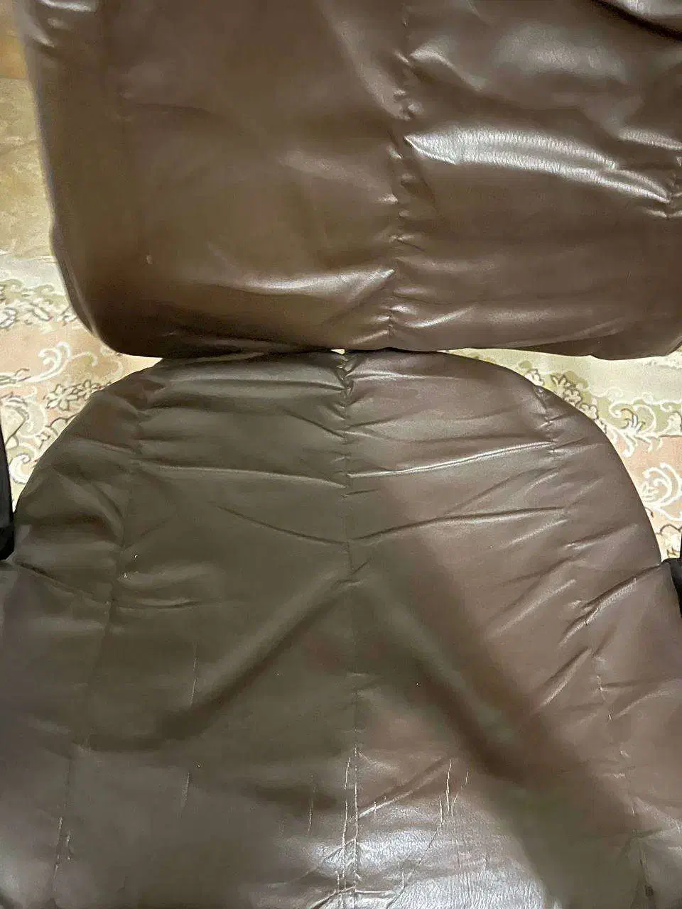 صندلی چرخدار اداری|صندلی و نیمکت|لاهیجان, کوی خزر|دیوار