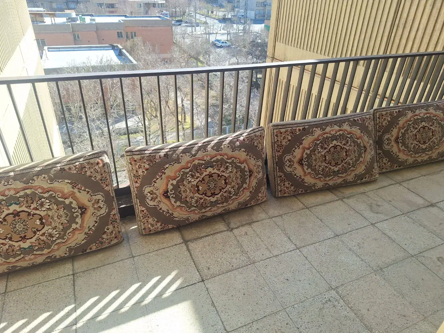 دو جفت پشتی|پشتی|اراک, |دیوار