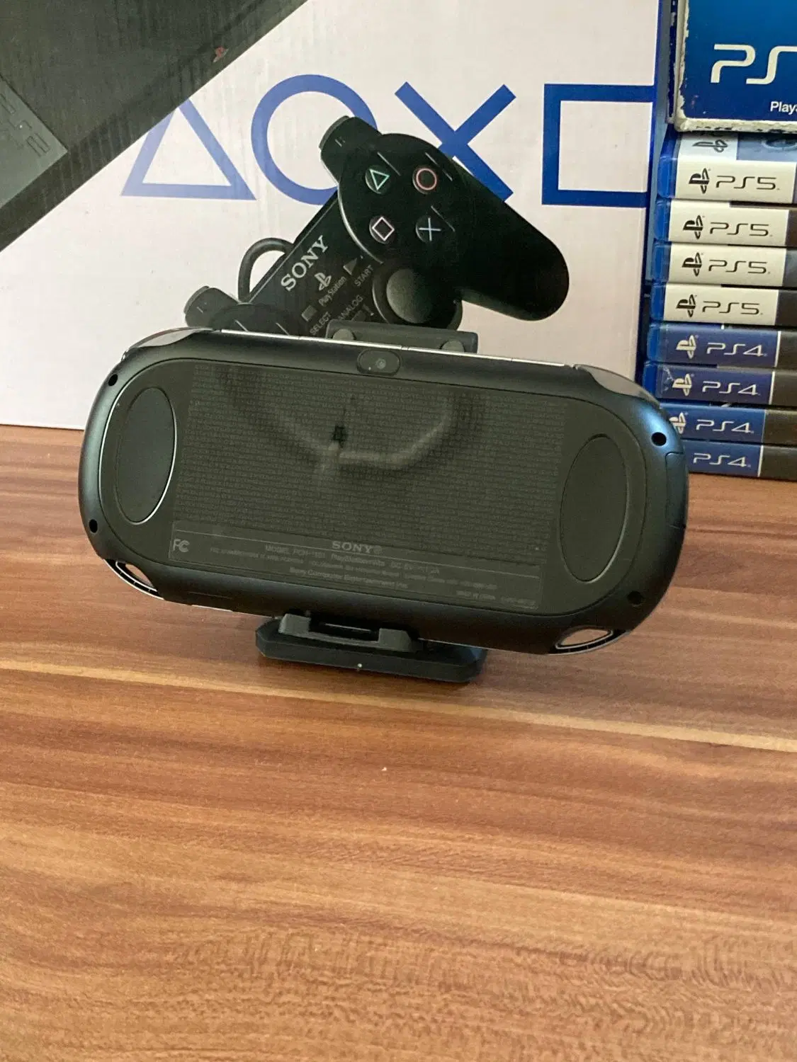 psvita پی اس ویتا فت با کارتن و کاتولگ|کنسول، بازی ویدئویی و آنلاین|تهران, ایرانشهر|دیوار