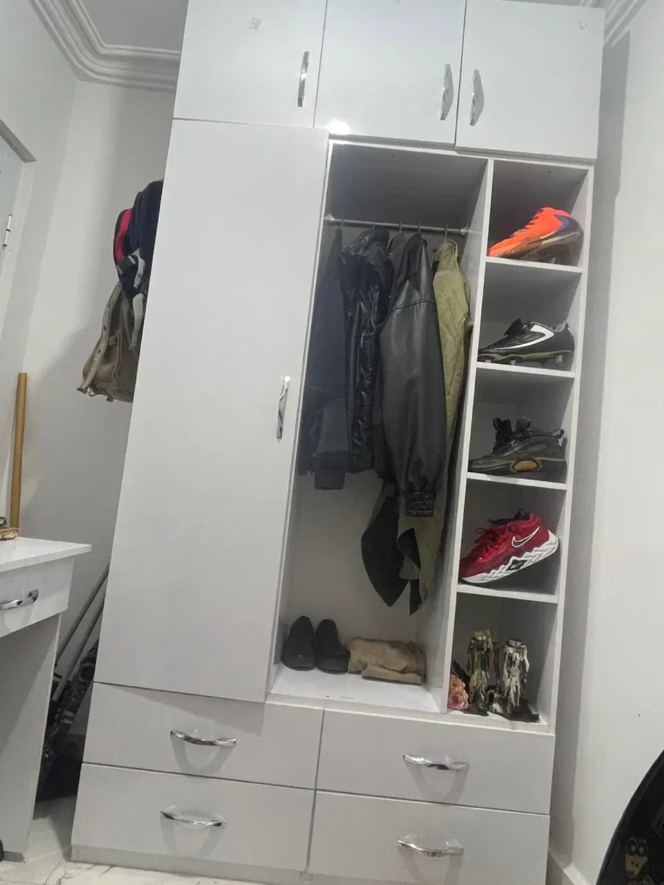 میز تحریر و کمد دیواری|میز تحریر و کامپیوتر|رشت, حمیدیان|دیوار