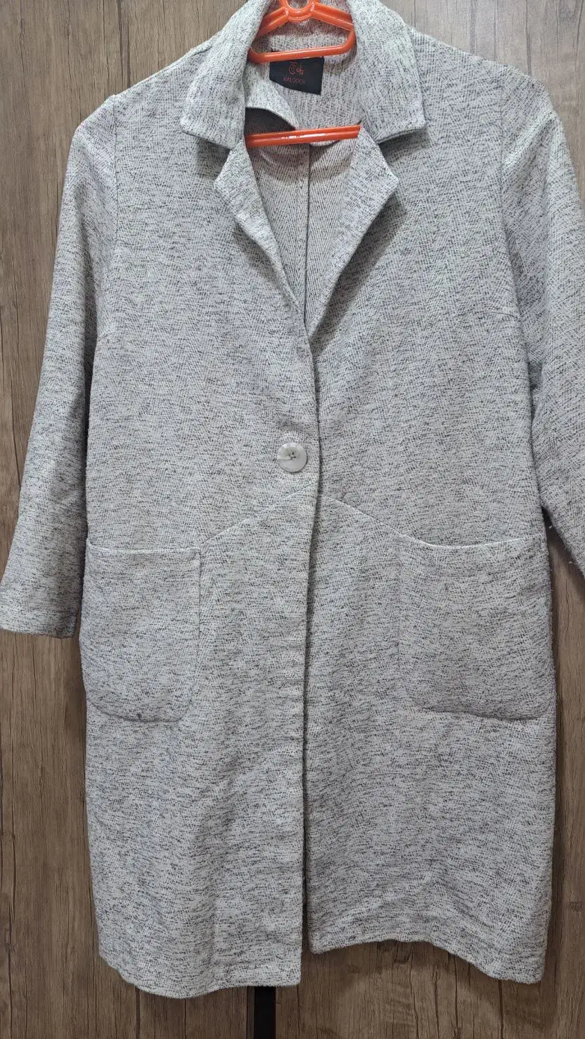 پالتو|لباس|شیراز, شیشه‌گری|دیوار