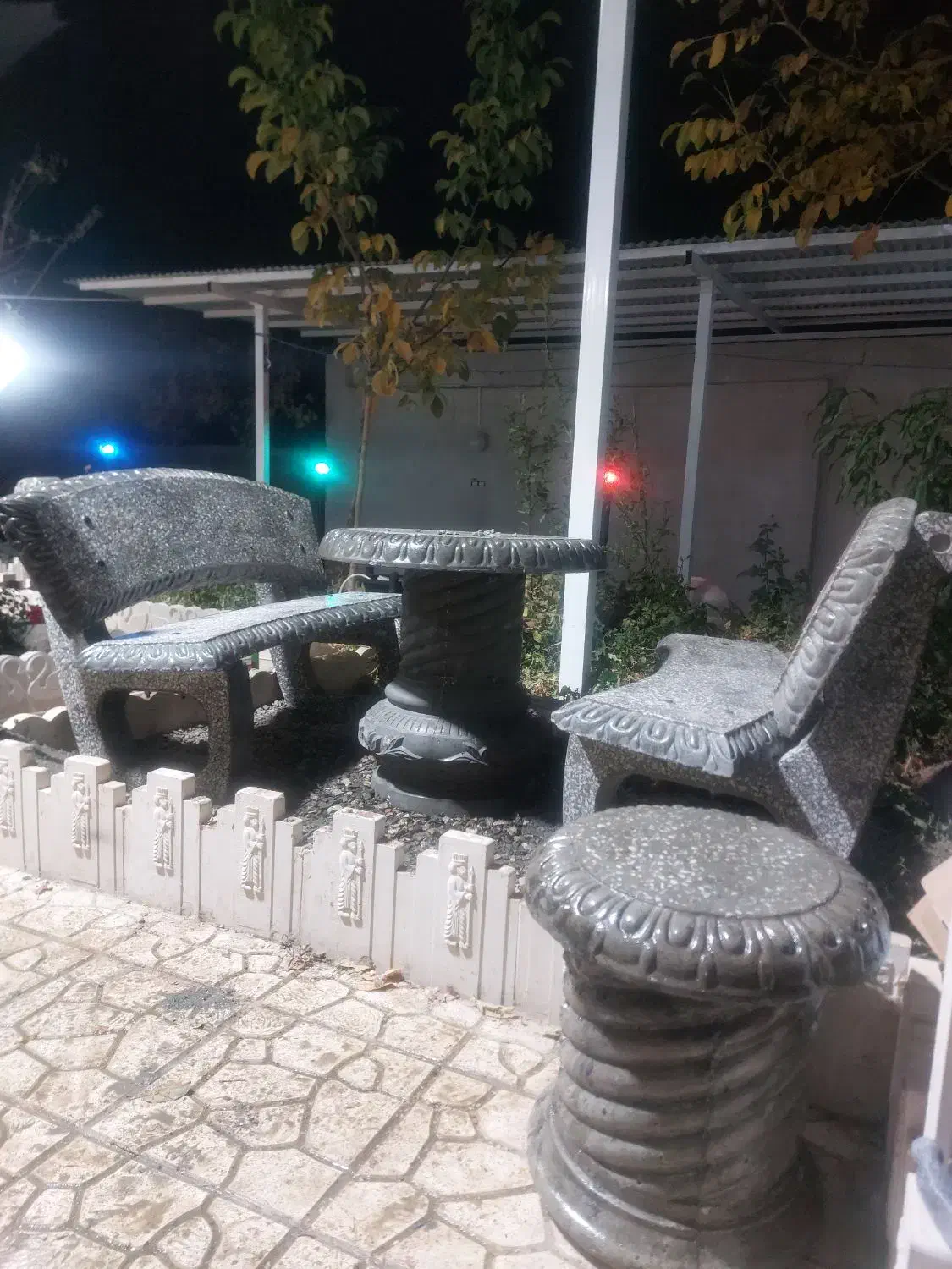 انواع صندلی و مبلمان شهری|مصالح و تجهیزات ساختمان|خزل, |دیوار