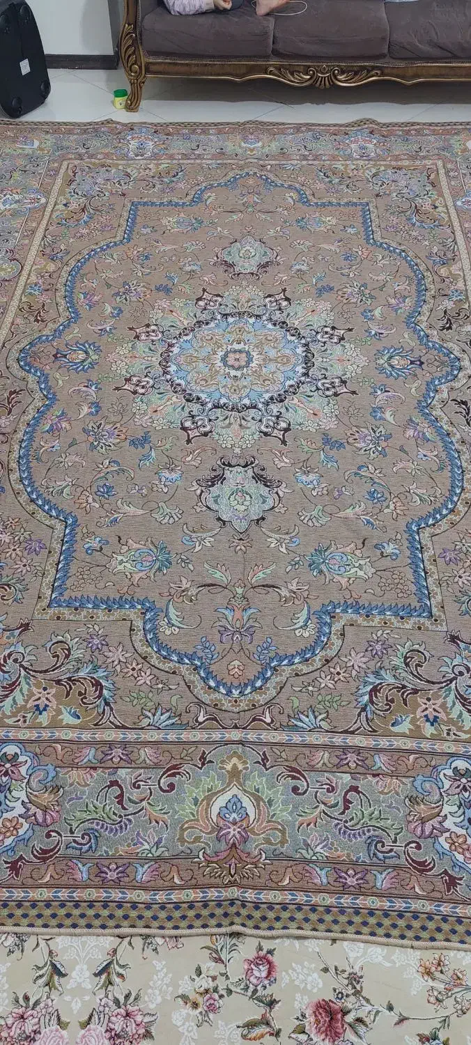 روفرشی نه متری ضخیم و سالم|روفرشی|اسلامشهر, شهرک محمدیه|دیوار