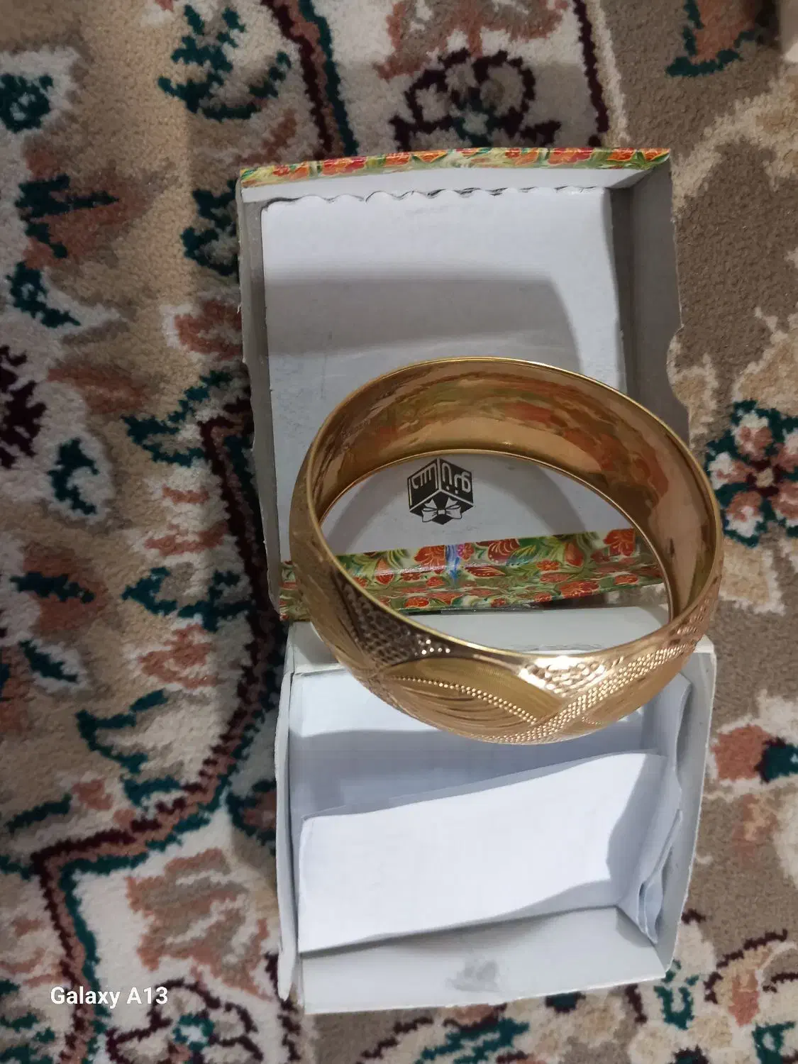 طلا در حد نو سایز ۳ وزن ۱۱گرم و ۱۹۰ صوت|جواهرات|نیشابور, شهرک جانبازان|دیوار