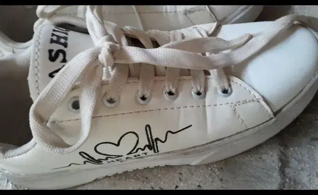 کفش|کیف، کفش، کمربند|صفادشت, |دیوار