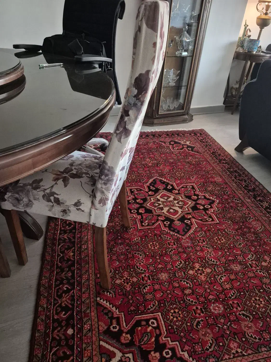 صندلی نهارخوری|میز و صندلی غذاخوری|چمستان, |دیوار