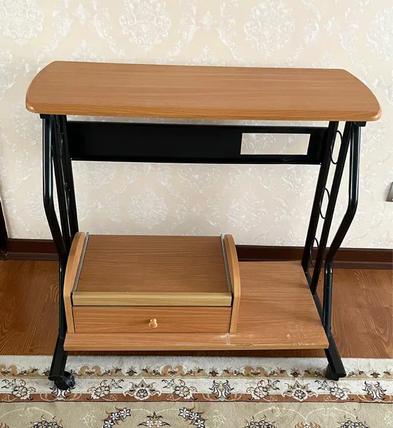 میز تحریر و لپ تاپ|میز تحریر و کامپیوتر|اراک, |دیوار