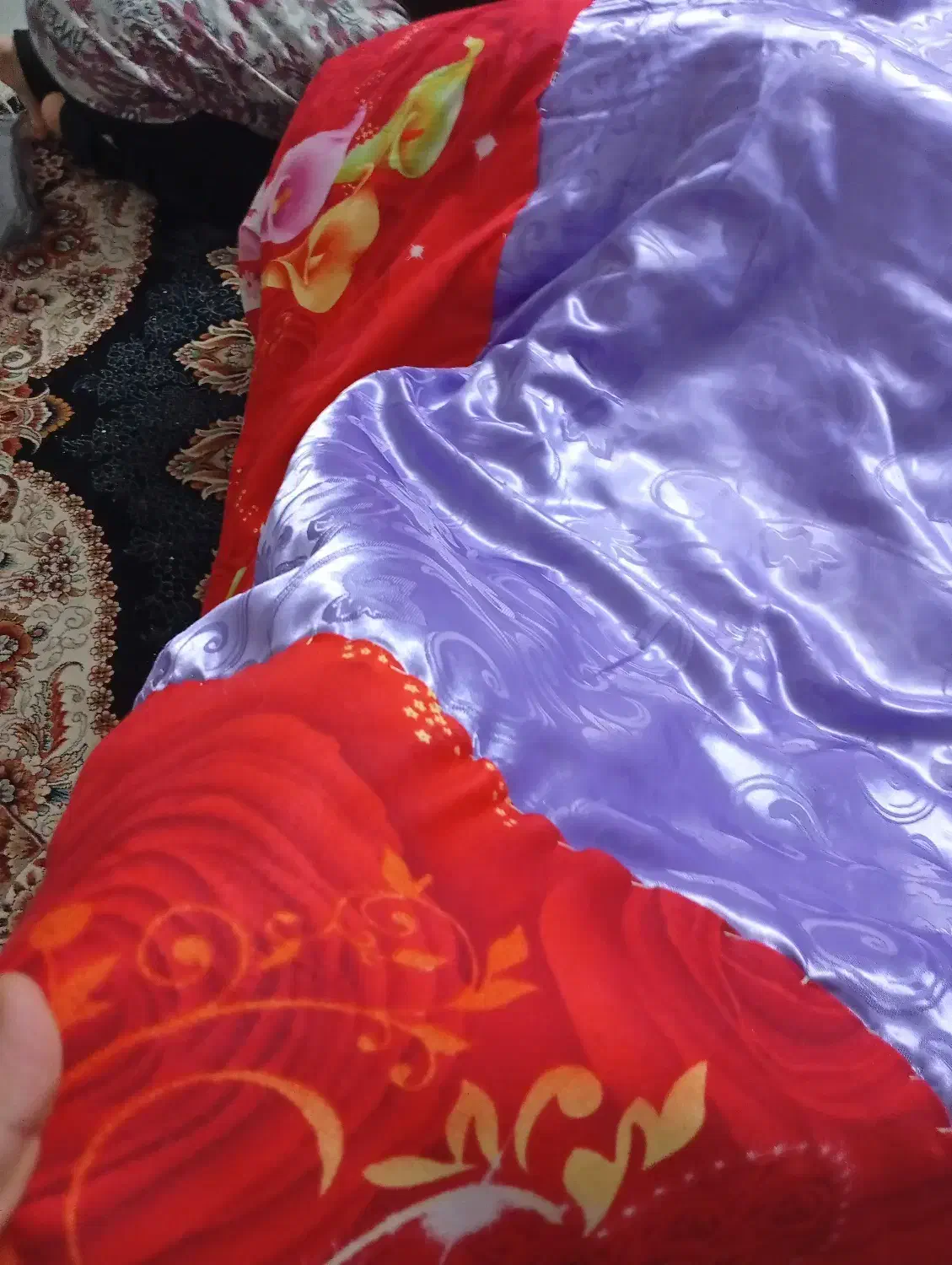 لحاف|رختخواب، بالش، پتو|مشهد, توس (بلوار توس)|دیوار