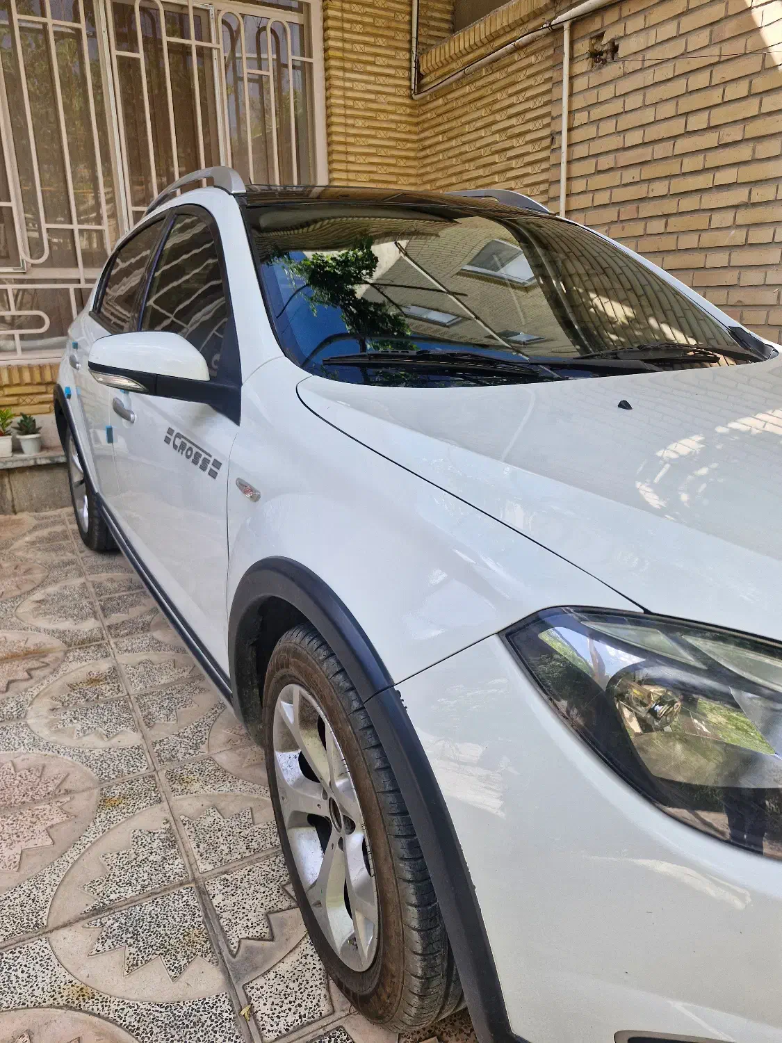 برلیانس موتور بزرگ سقف مشکی 1650اتومات|خودرو سواری و وانت|آباده, |دیوار