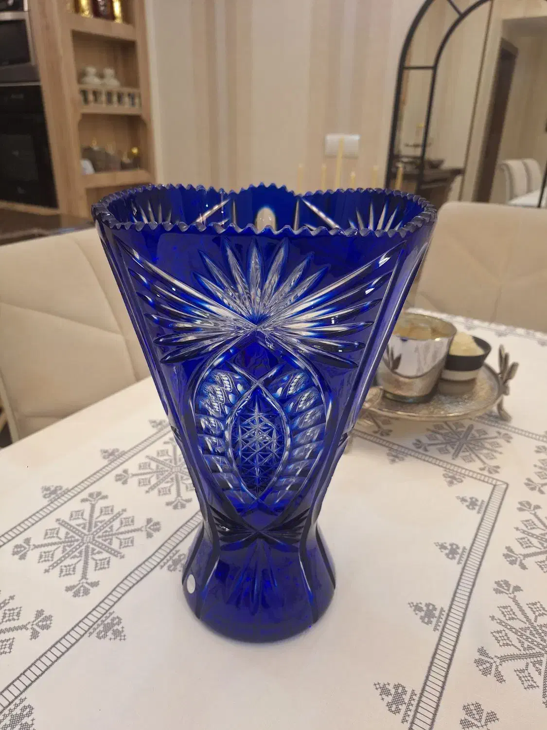 گلدان کریستال عتیقه|کلکسیون اشیاء عتیقه|تهران, مرزداران|دیوار