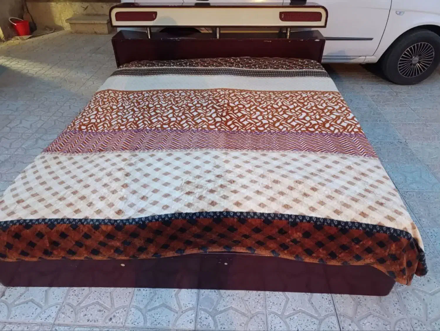 تخت دونفره|تخت و سرویس خواب|آران و بیدگل, |دیوار