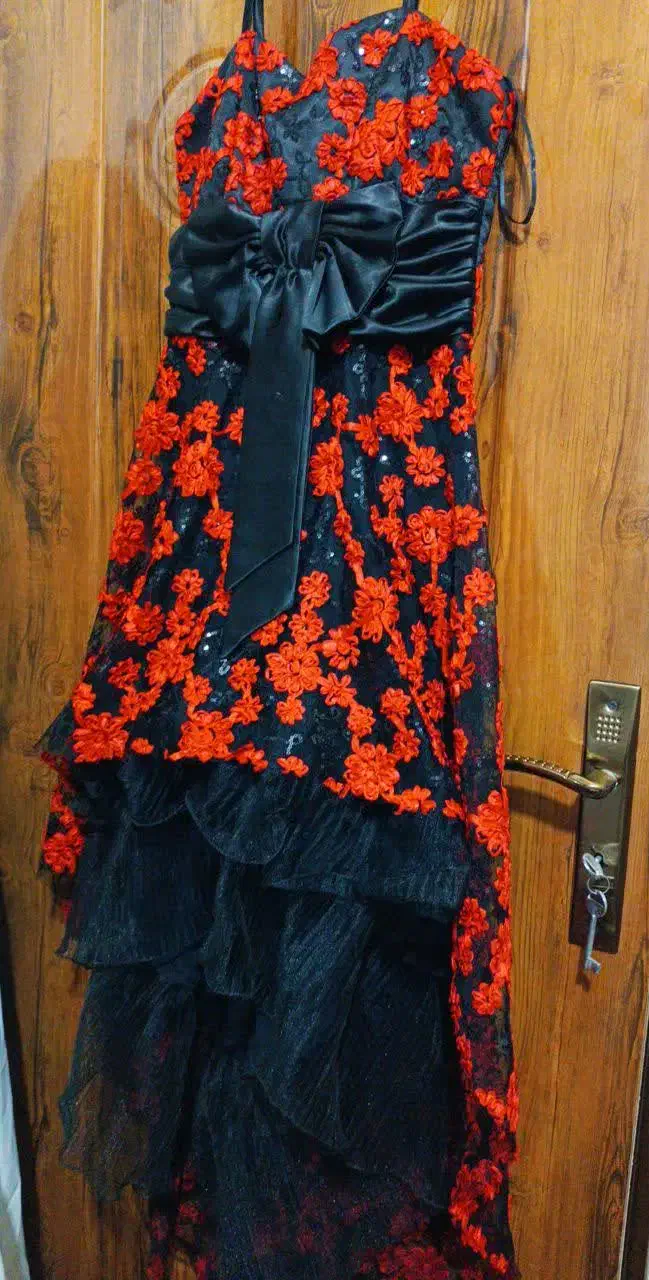 لباس مجلسی عروسکی|لباس|اهواز, گلستان|دیوار