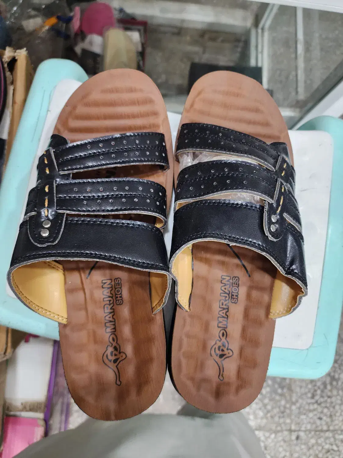 دمپایی فقط حضوری پست|کیف، کفش، کمربند|قصرقند, |دیوار